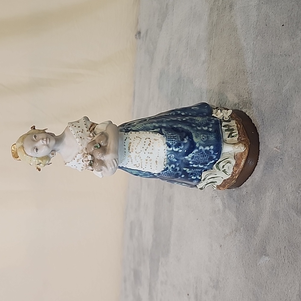 Vtg RARE Valencia Ingles Girl with fruits & roses Handmade in Spain 9,5" H